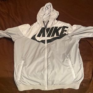 Nike Mens windbreaker jacket